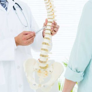 Wirbelsäulenchirurgie Köln - Beratung am Wochenende